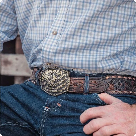 Montana Silversmiths Cowboy America Since 1776 Belt Buckle - Retail $50 - NEW - Picture 6 of 7